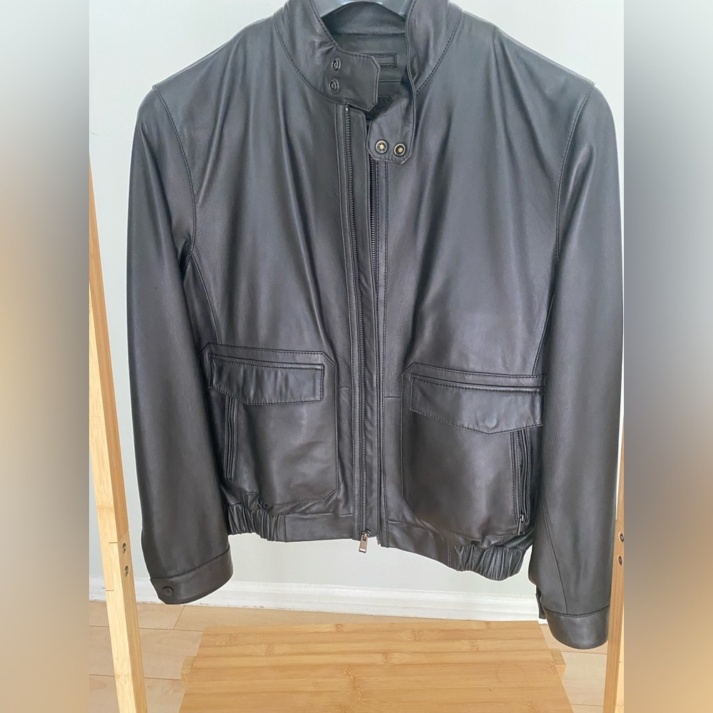 New Roundtree & Yorke Black Leather Bomber Jacket
